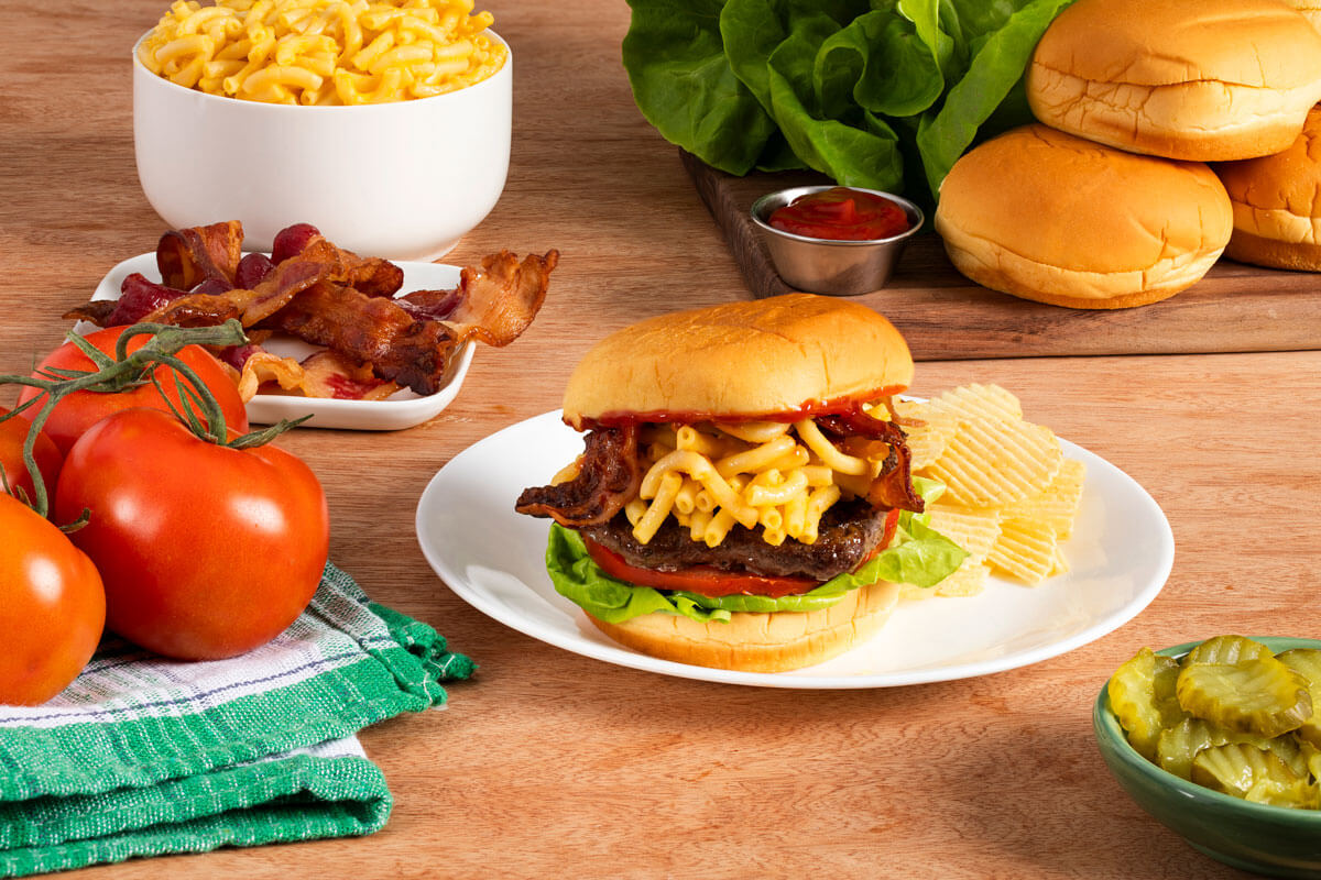 Mac & Cheese Bacon Burgers